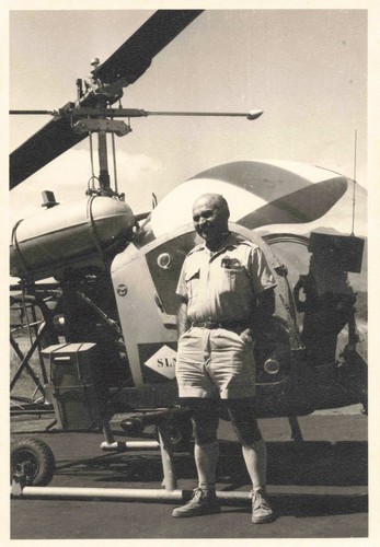 Old bell helicopter - old,