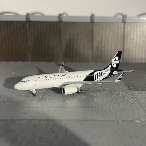 Herpa air new - herpa,