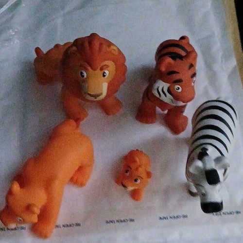 Lot figurines animaux - lot,