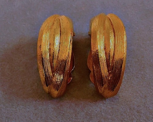 Superbe vintage boucles - superbe,