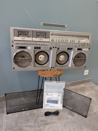 Boombox ghettoblaster poste - ghettoblaster,