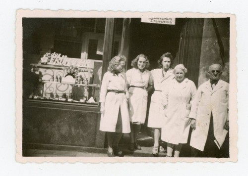 Vintage snapshot photo salon - vintage,