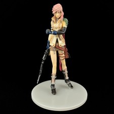 Suntory Final Fantasy 13 FFXIII Lightning Trading Arts Mini Anime Figure Japan