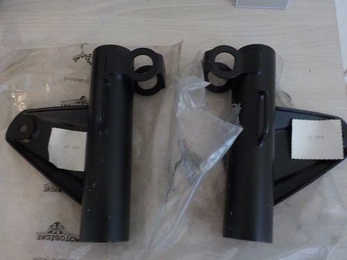 Paire pattes support phare 125 - paire,