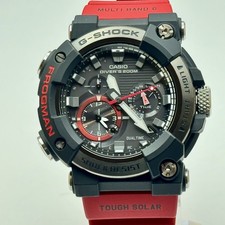 Montre rouge pour homme CASIO