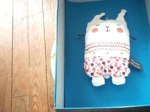 Doudou 6792 semi plat - /,