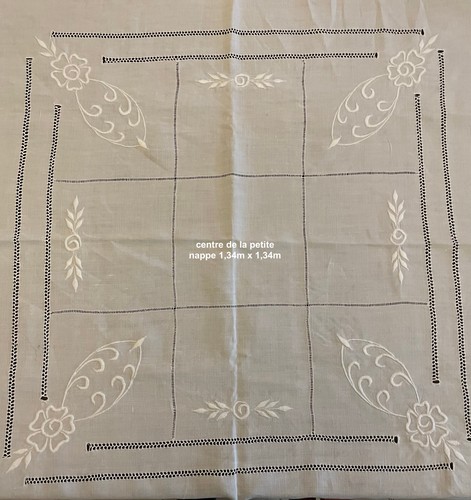 Petite nappe carré - carré, blanche