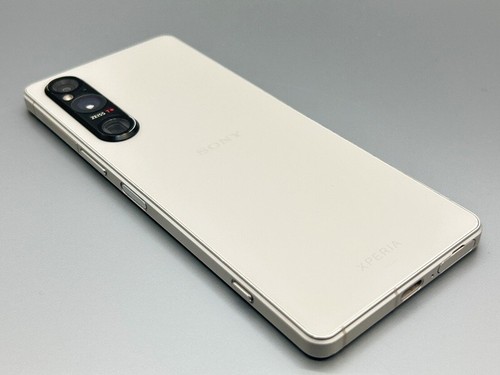Sony xperia platinum - 1, v