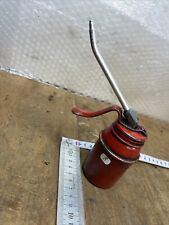 Old tool /  outil ancien, burette d huile de garage Réf N.8