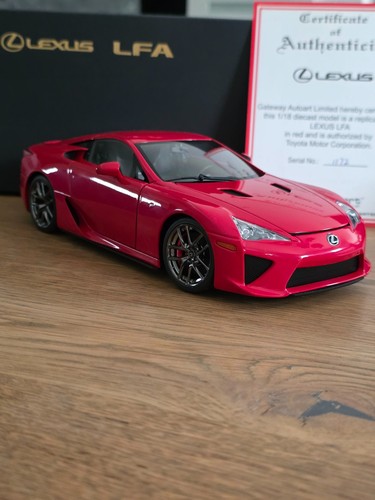 Autoart signature diecast - autoart,