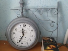 HORLOGE MURALE .STYLE DE GARE