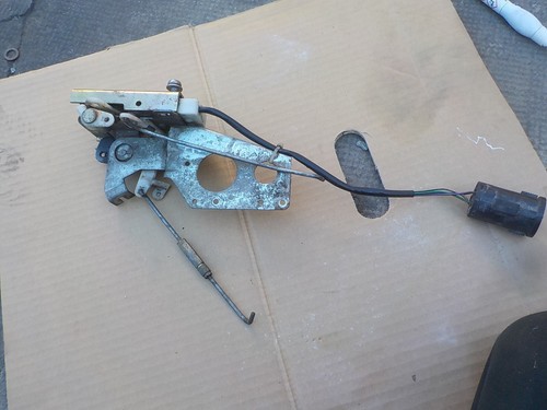 Gache porte avant - porte,