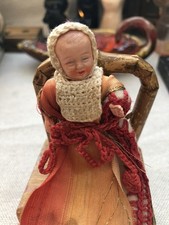 Petite Poupée Pique-