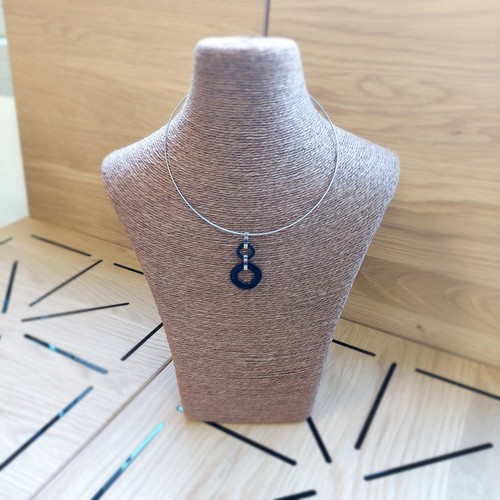 Présentoir bijoux buste - à,