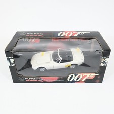 AUTOart 1/18 Toyota 2000GT