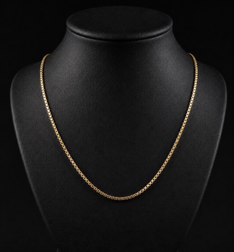 Collier carats - or,