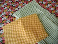 coupons tissu  " fleurs "  + petit vichy vert  + petits carreaux  jaune 