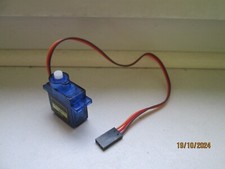micro Servo 9 g SG 90 jamais