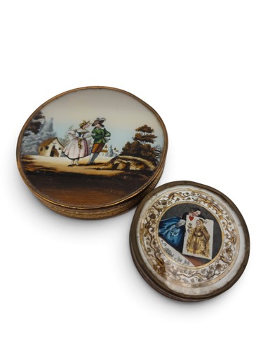 Boîtes rondes époque - 2, d'époque