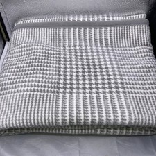 Chappy Wrap Reversible Throw Blanket 78" x 59”Gray/White Geometric Germany