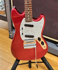 [Fender Japan] Guitare électrique Mustang MG69 fabriquée au Japon avec étui s...