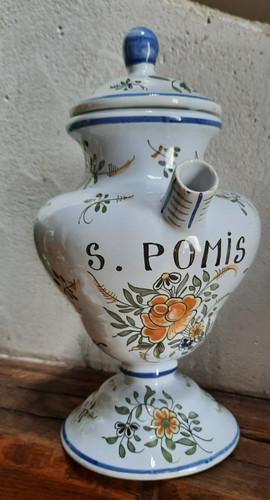Pot pharmacie chevrette - pot, a
