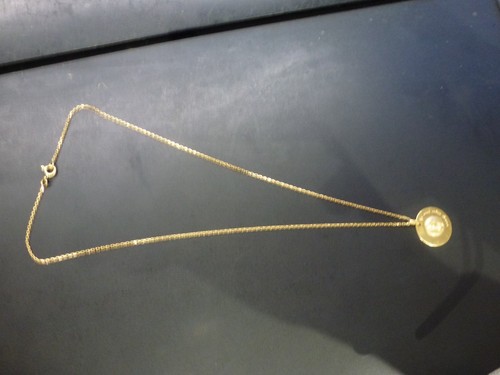 Médaille pieuse avec - médaille, curieuse