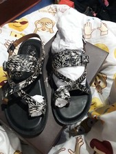 Patricia Nash Fidella Flat