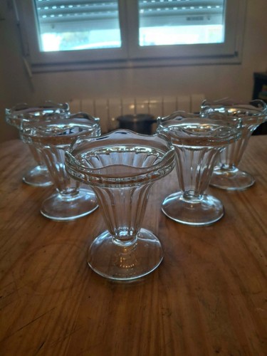 Lot coupes à glace - de,