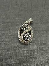 Ancienne Pendentif En Argent