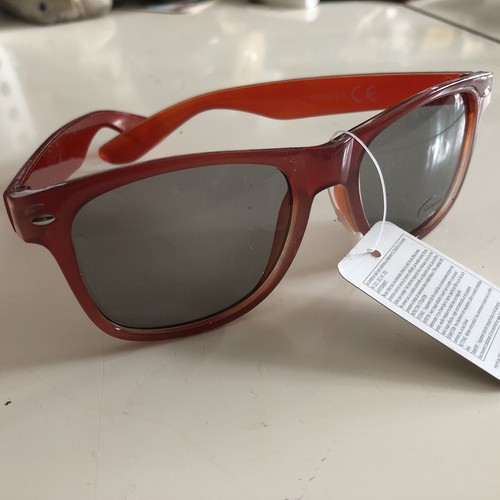 Lunettes soleil in off - ,