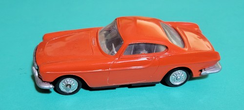 Norev volvo p 1800 - 1/43,