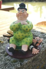 DUB01 SUPERBE  FIGURINE STATUETTE CATCH FEMININ  ALBERT DUBOUT 17 CM PARASTONE  