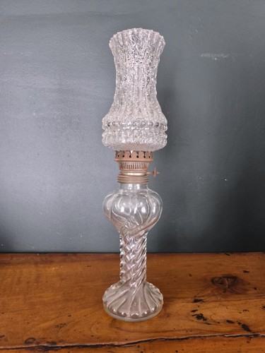 Ancienne lampe pétrole - lampe,