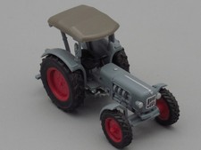 Tracteur gris - Wiking