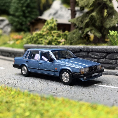 Volvo 740 bleu - bleu, pcx870661