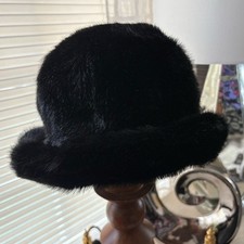 VTG La Maison De La Fausse Fourrure Paris Black Fur Hat Size 57