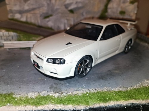 Autoart nissan skyline - autoart,