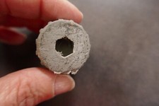 Pied pour réfrigérateur