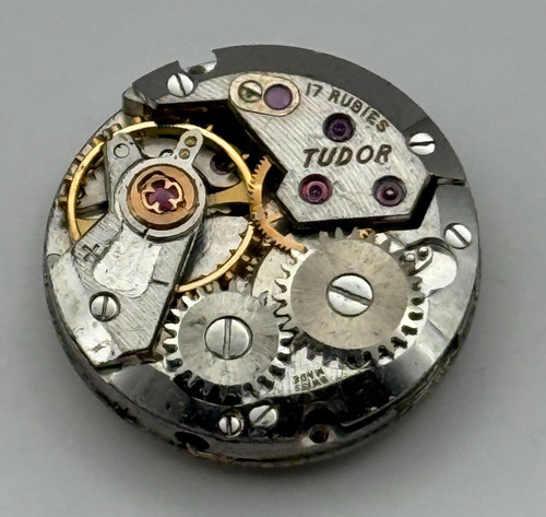 Tudor royal montre - royal, mouvement