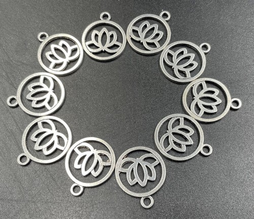 Lot pendentifs - de,