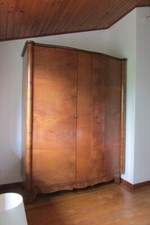 Petite armoire scandinave vintage en placage noyer , 1940s