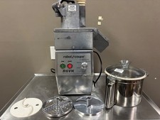 Robot Coupe R6V Food Processer w/ Cutter and Shredder Blade & Bowl Attachment