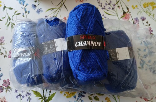Lot pelotes de laine - lot,