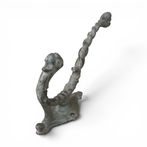 Ancienne patère fonte - en,