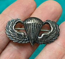 WWII ? LGB Balfour STERLING Silver PARATROOPER WINGS Straight Pin WELL USED