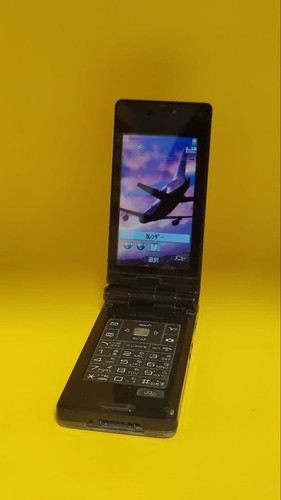 Téléphone clapet japonais - à,