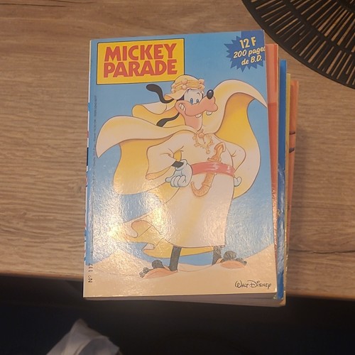Walt disney mickey parade - walt,