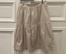 *** JUPE BEIGE BURBERRY T. IT