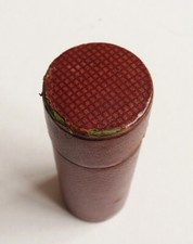 Un tube porte-monnaie porte